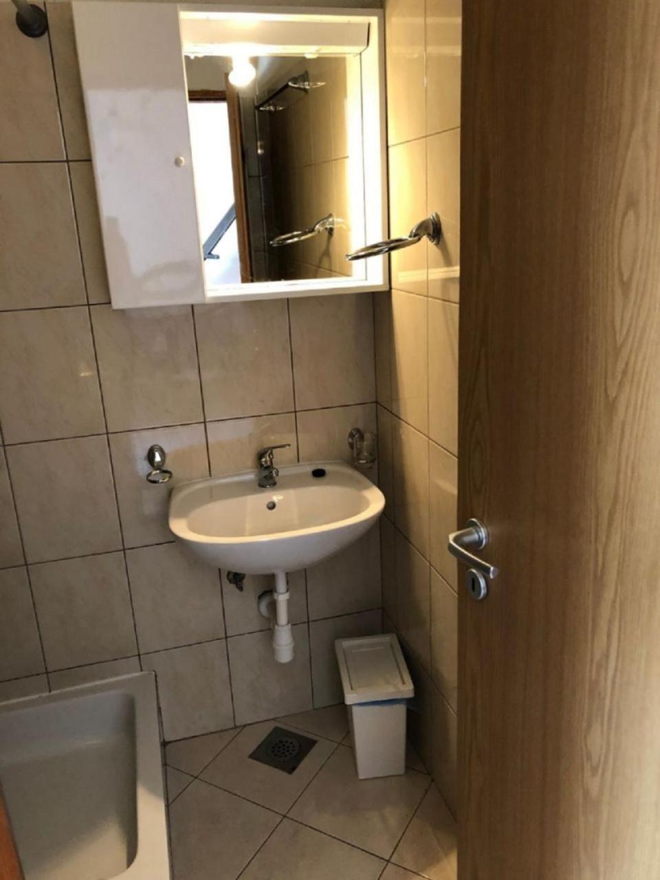 Apartments Domagoj - On The Beach Lukovo Sugarje Ngoại thất bức ảnh